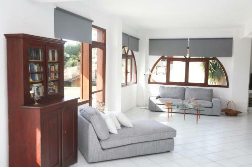 Villa Romaric Mt. Garden House, Siviri