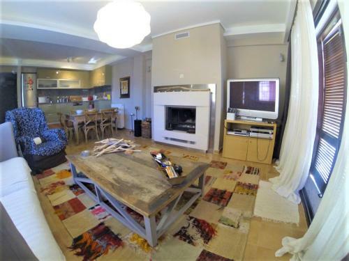 Luxurious Villa In Elani