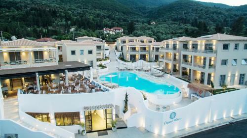 Hotel Crystal Waters