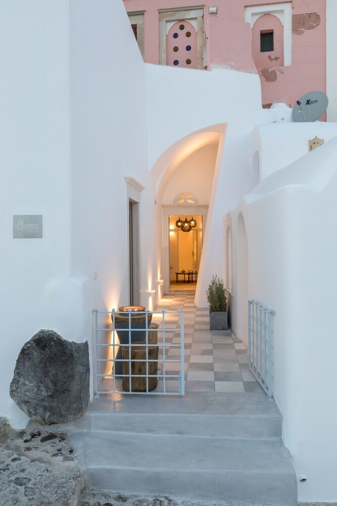 Villa Namaste Suites By Caldera Houses