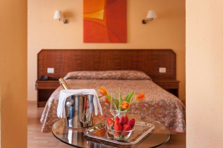 Hotel Unzaga Plaza