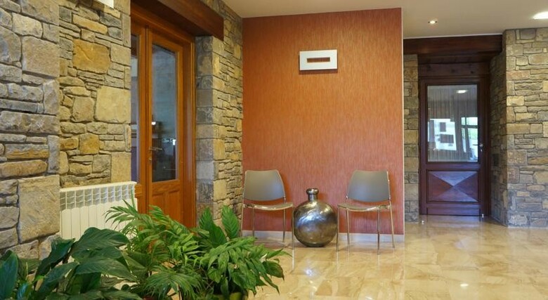 Hotel Los Nogales