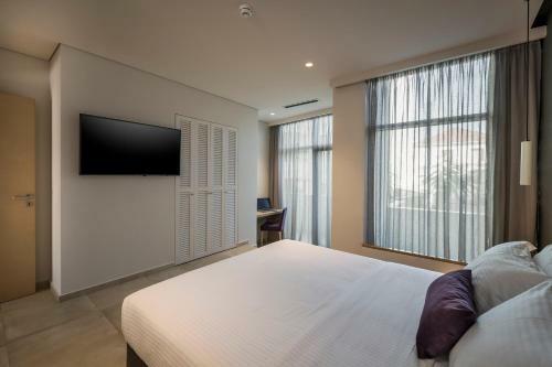 Trianon Luxury Apartments & Suites
