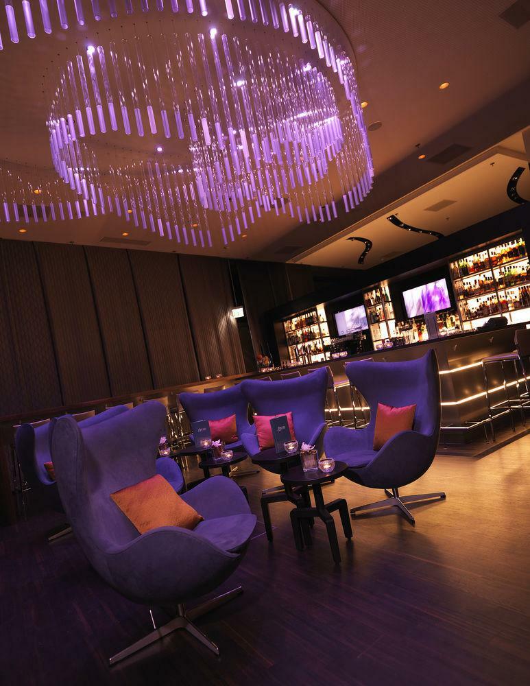 Renaissance Z�rich Tower Hotel