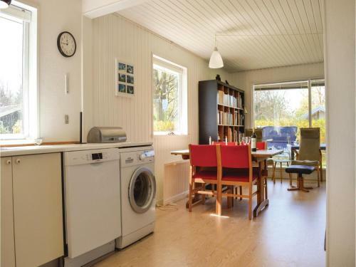Two-bedroom Holiday Home In Melby