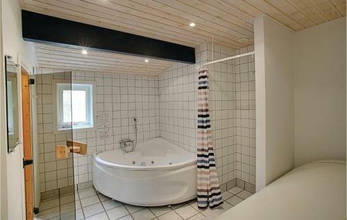 Four-bedroom Holiday Home In Nexo