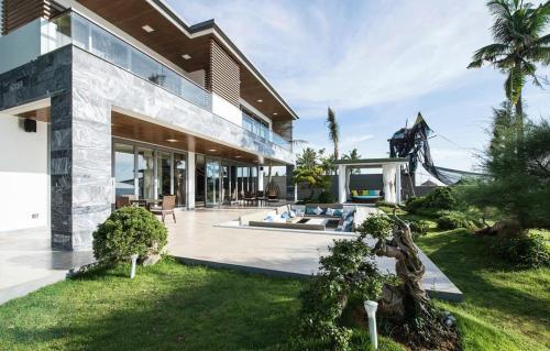 Villa Luxury Yatchs