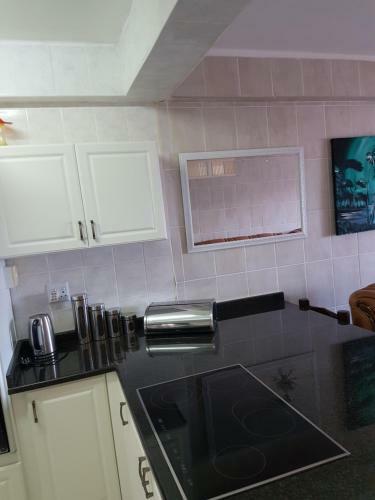 Beach Frond Apartment