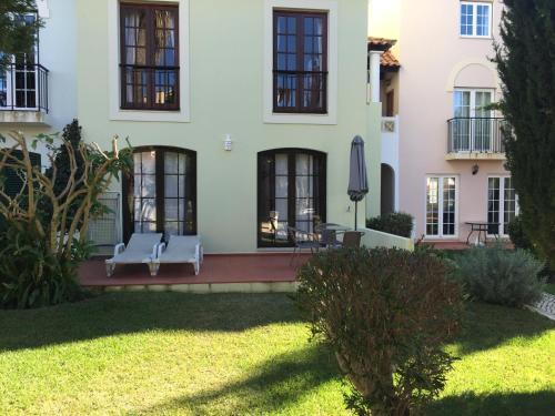 Hotel Old Village & Prestige