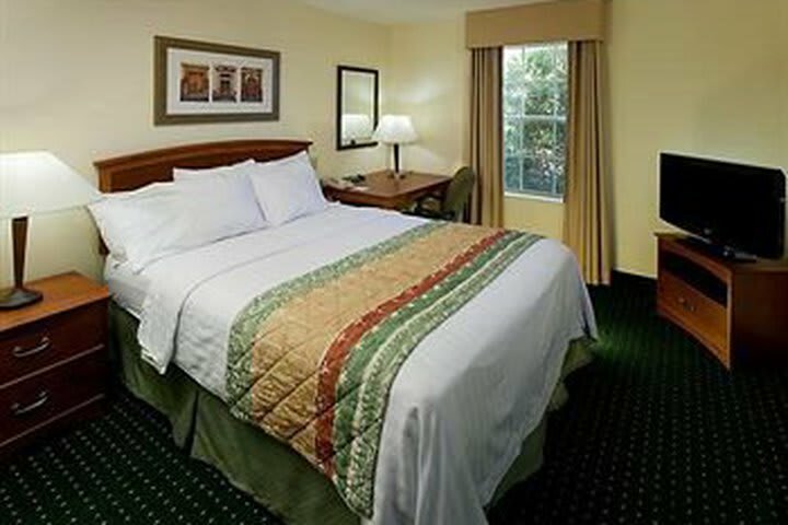 Hotel Towneplace Suites Arlington Near Six Flags