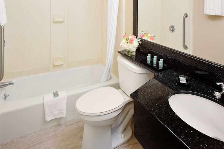 Hotel Best Western Plus New Englander Motor Inn