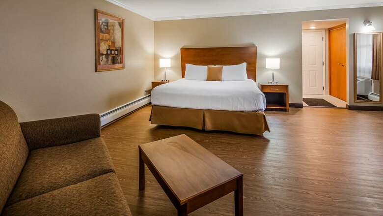 Hotel Best Western Plus New Englander Motor Inn