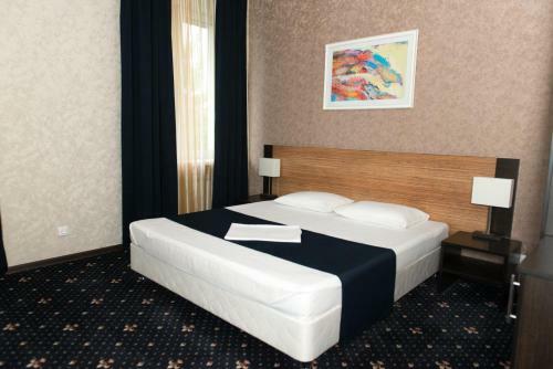 Deluxe 2 Hotel