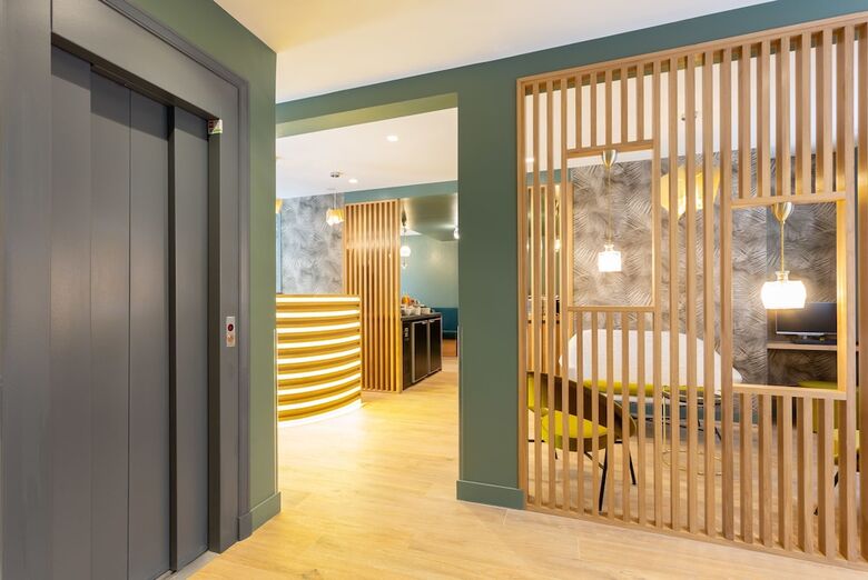 Hotel Logis H�tel 15 Montparnasse