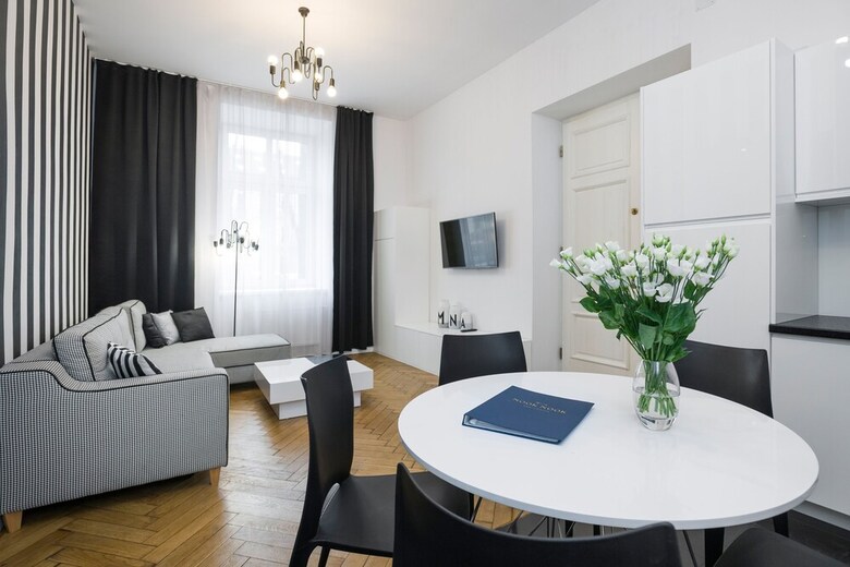 Nook Nook Apartments Dietla 66
