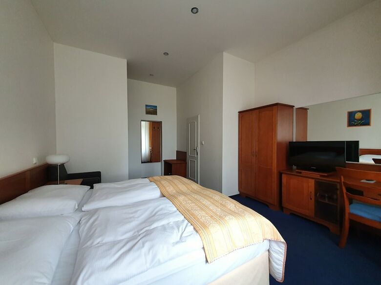 Hotel Penzion Domov Mladeze Jana