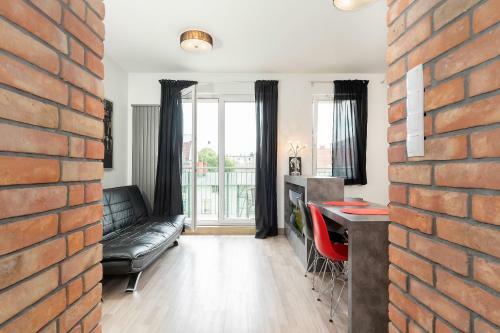 Modern Apartment In Pozna? D?browskiego
