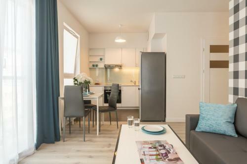 Deluxe Apartments By The Railway Station