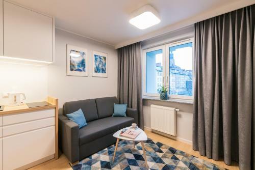 Q17 Apartments