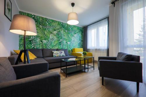 Rentplanet - Apartment With Mountain View