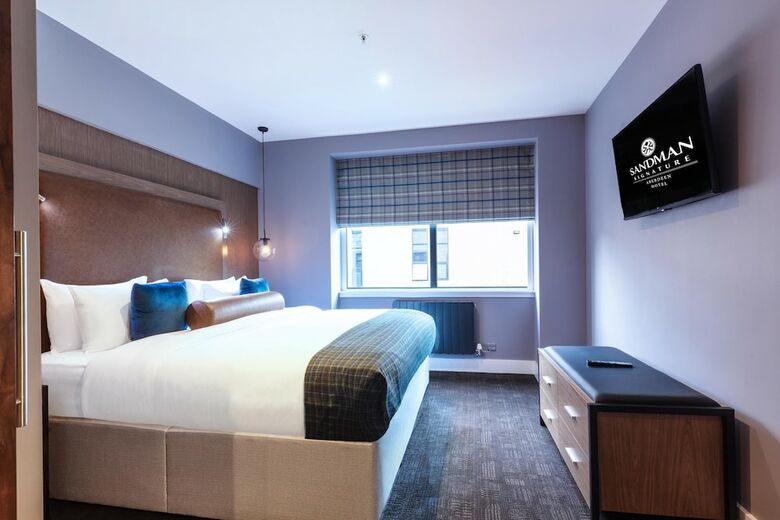 Sandman Signature Aberdeen Hotel