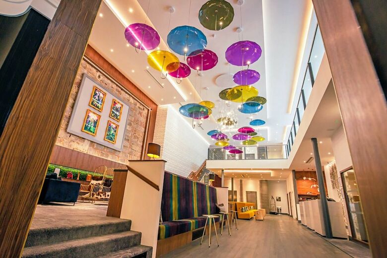 Sandman Signature Aberdeen Hotel