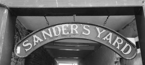 Bed & Breakfast Sanders Yard