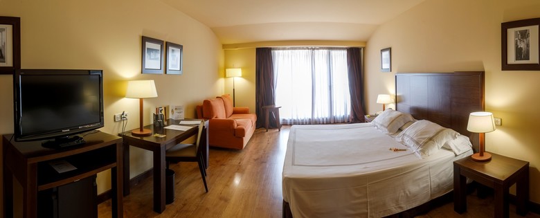 Gran Hotel Ciudad de Barbastro
