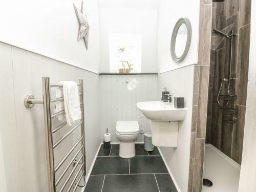 Truck House, Truro