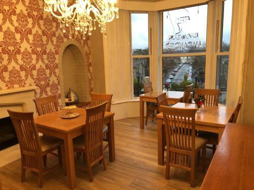 Castle Walk Bed & Breakfast
