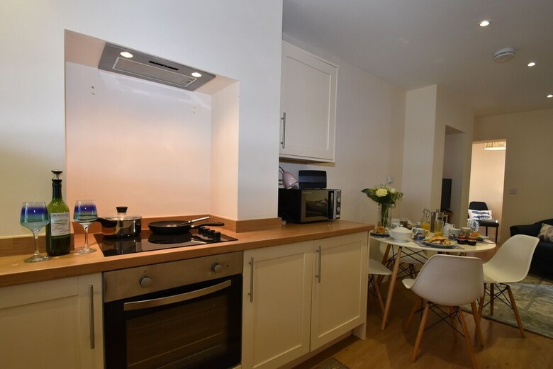 Curlew House