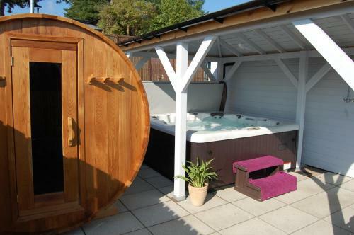 The Retreat Cabin