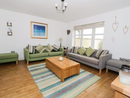 The Bungalow, Pwllheli