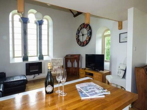Eglwys St Cynfil, Pwllheli