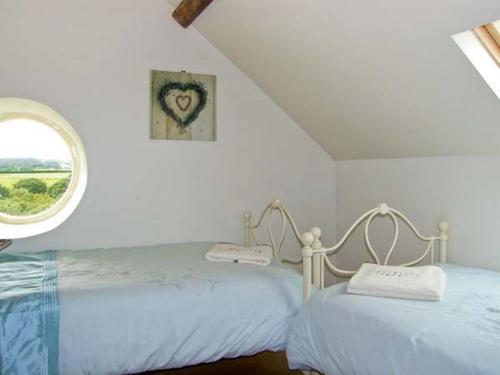 Eglwys St Cynfil, Pwllheli