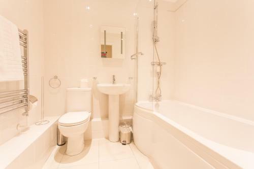 Razia Apartments