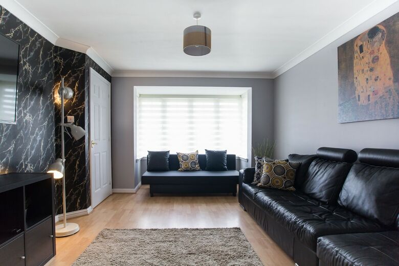 Villa Lomond Serviced Apartments- Muir House