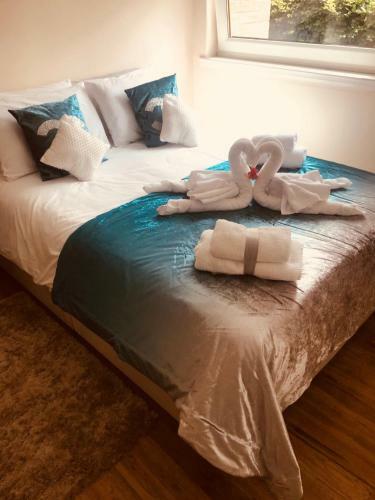 King Court Apartment