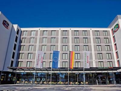 Hotel Courtyard By Marriott Munich City East