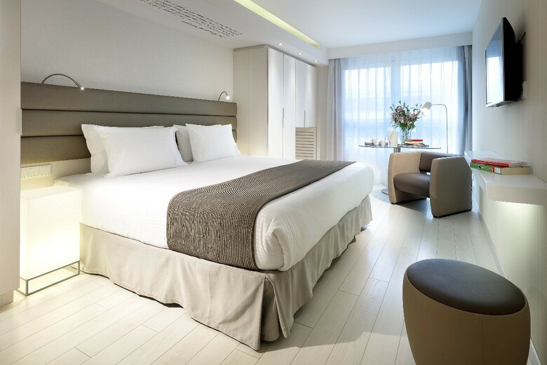 Hotel Eurostars Book