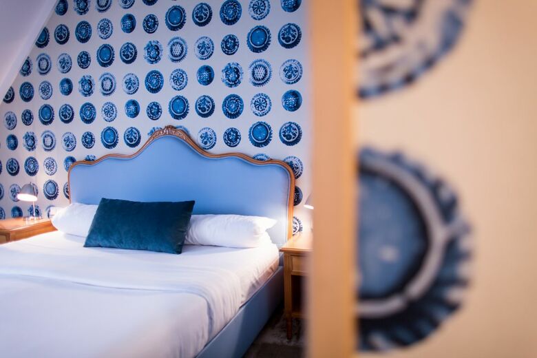 Friday Hotel