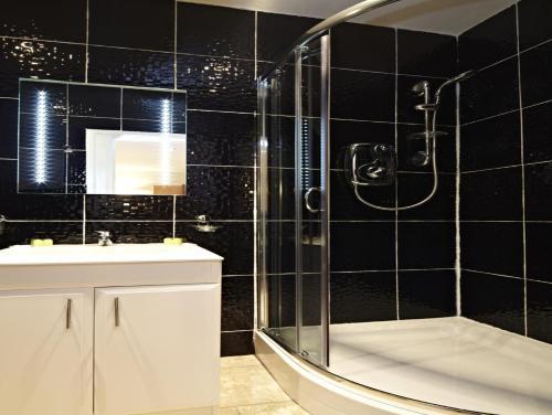 Hyde Park Rooms & Apartments