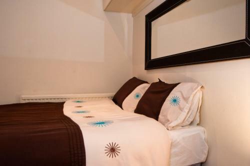 Hyde Park Rooms & Apartments