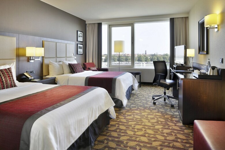 Hotel Courtyard By Marriott Hannover Maschsee