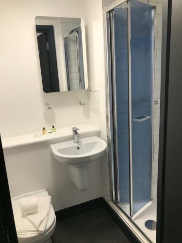 Hotel Home N Away Ensuite Room