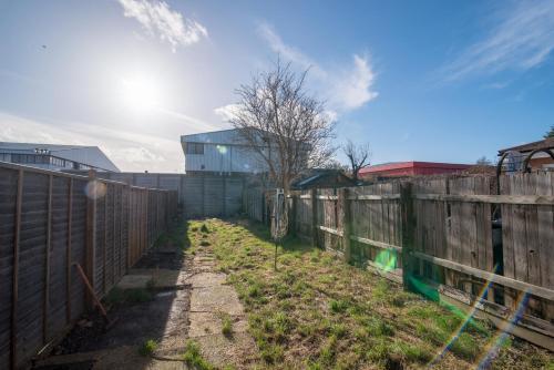 Apartamento Two Bedroom Fully Serviced House