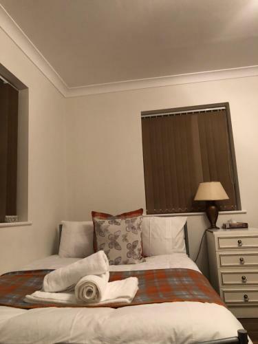 Russell Street Apartment