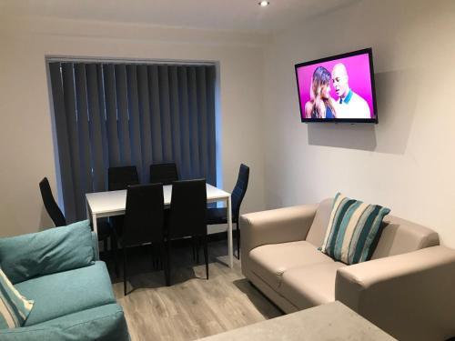 Hotel Downtown Apartments With Gym