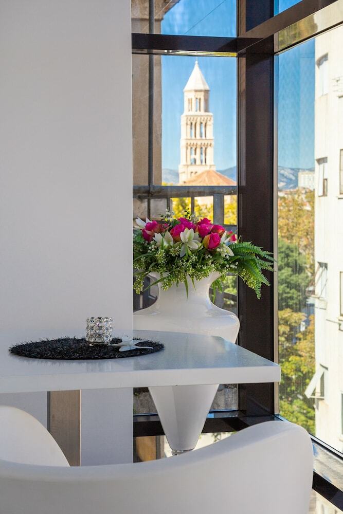 Hotel Luxe