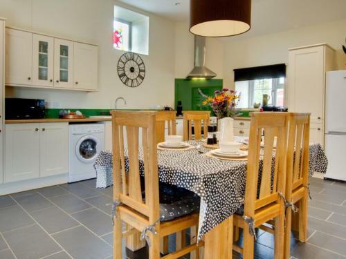 Holiday Home Tynie Tem
